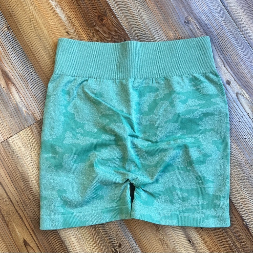 RAWGEAR Green Camo Women's Shorts Size Medium SKU#H243098 - Picture 4 of 7